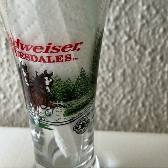 Budweiser Clydesdale Pilsner Beer Glasses 1999 Lot of 2 Winter Holiday like new - Picture 9 of 11
